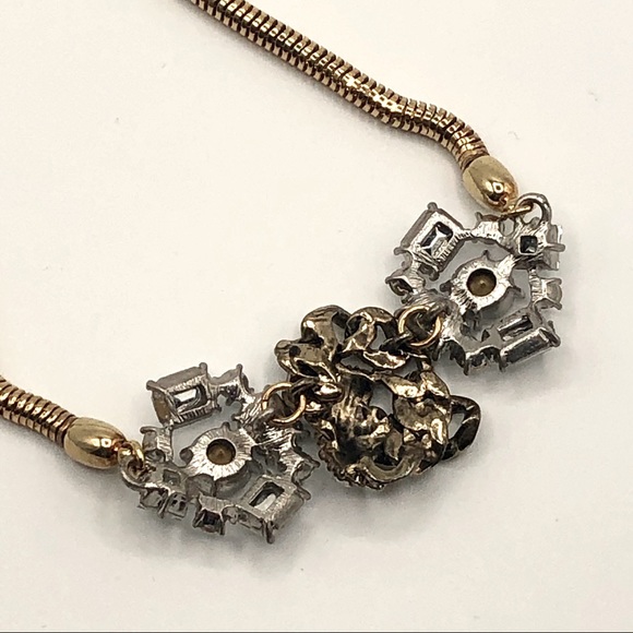 ANTHROPOLOGIE CRYSTAL FLOWER GOLD CHAIN NECKLACE - Picture 9 of 12